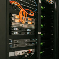 Was ist der Unterschied zwischen Serverüberwachung und Website-Überwachung?